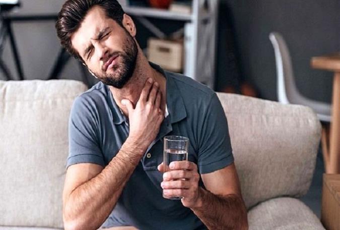 هر آنچه لازم است درباره ادینوفاژی و اختلال در بلع غذا یا دیسفاژی بدانید