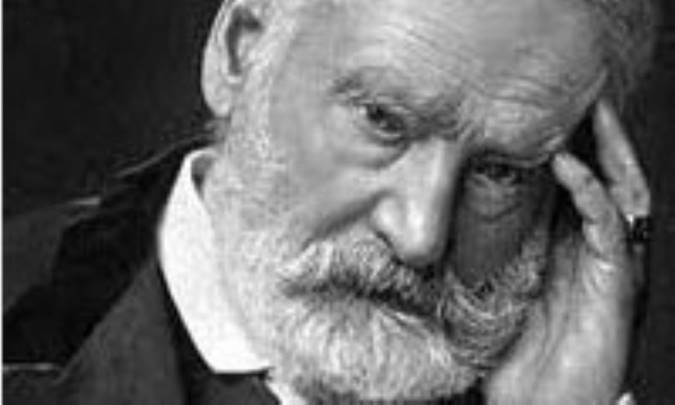 زندگي نامه، آثار و فعاليت هاي ويکتورهوگو