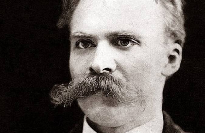 تحلیل تبارشناسی نیچه‌ای