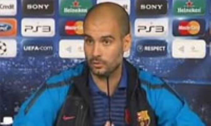 ذهني به رنگ آبي و اناري