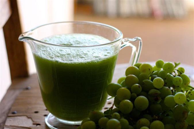 آبغوره و خواص آن