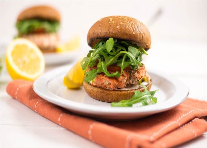 دستور پخت برگرهای سالمون فوق‌العاده سالم