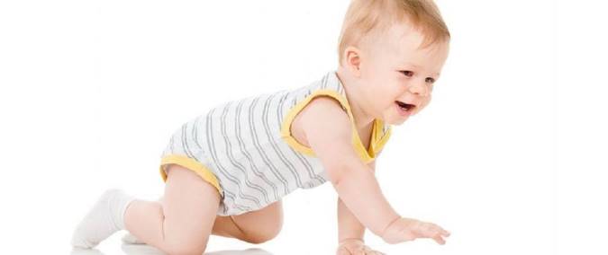 نوزاد از چه زمانی می تواند بنشیند؟