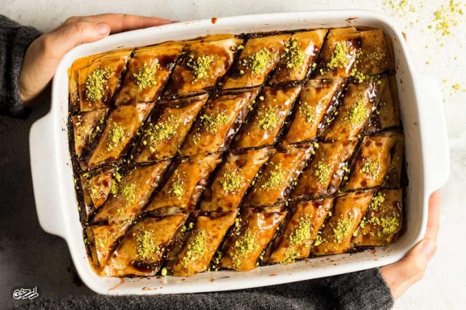باقلوای خرما با شربت نارنج