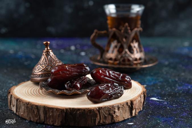 درمان تغذیه‌اى با میوه خرما