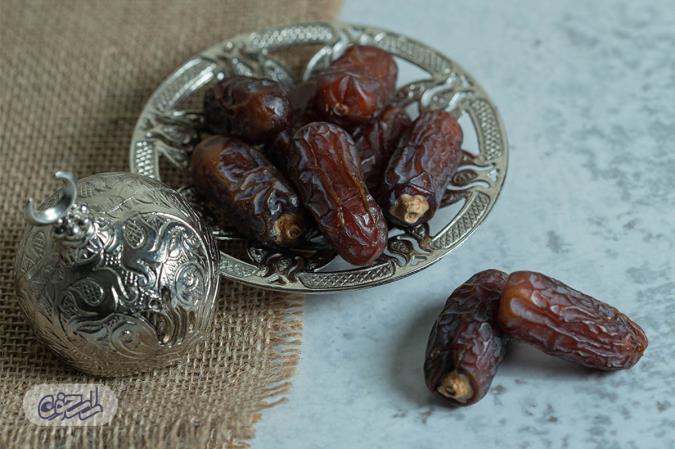 آشنایی با خواص بیشمار خرما