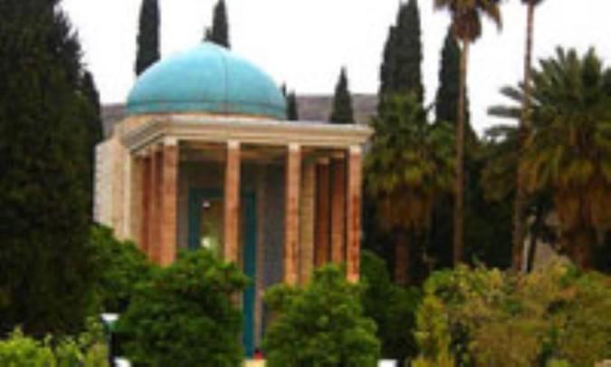 خدا را ندانست و طاعت نکرد