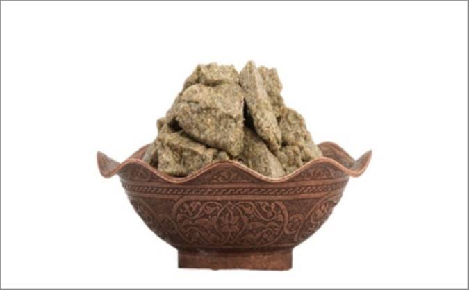 معرفی گزانگبین و خواص درمانی آن