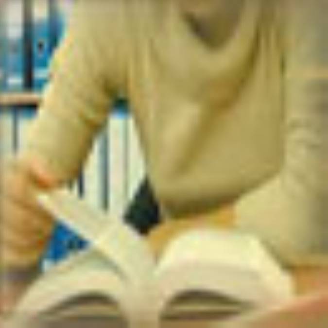 حفظ طوطى‌وار مطالب غيرمعنى‌دار