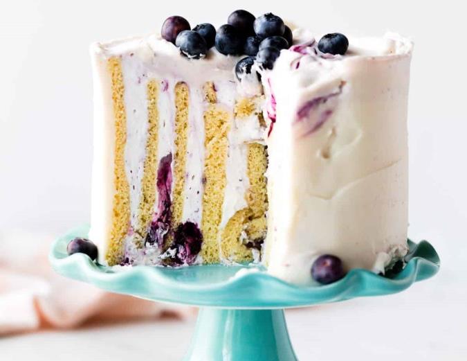 طرز تهیه کیک رولی لیمو و بلوبری