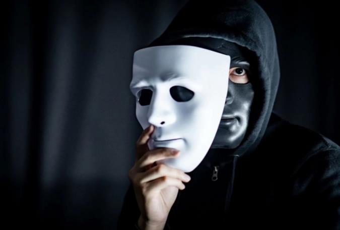 بررسی اخلاق نمایشی مبتنی ‏بر تکنولوژی رسانه ‏ای