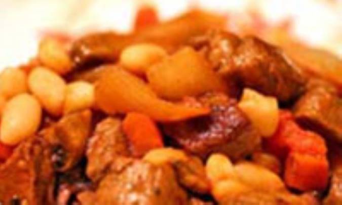 مخلوط گوشت و لوبیا