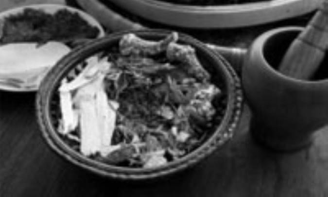 پزشگي ايران و متون کهن