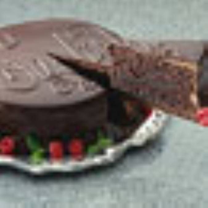 طرز تهيه کيک شکلاتي با مايکروويو