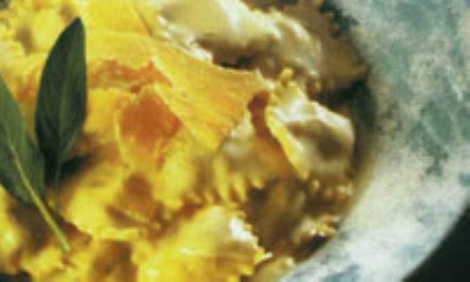 مرغ آبليمو زده و راويولي ماهي 