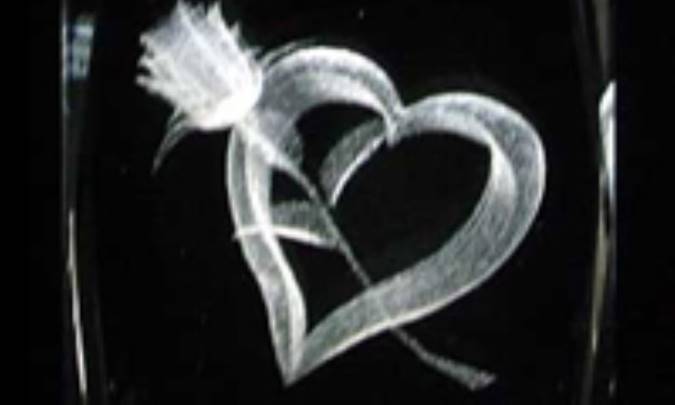 عشق چیست و چرا باید عاشق شویم؟