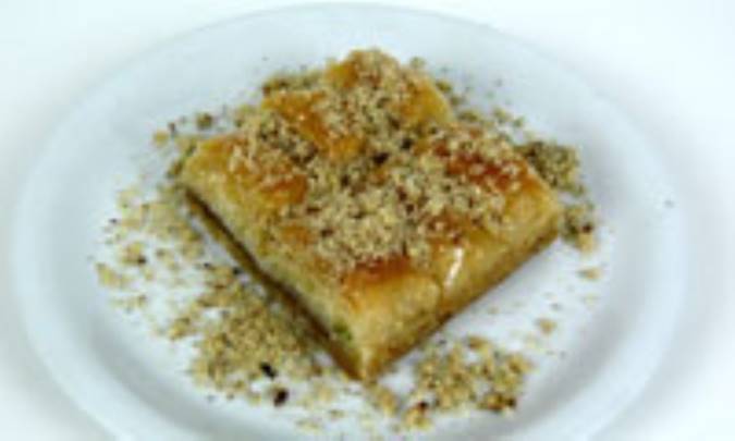 باقلوا گردويي عربي