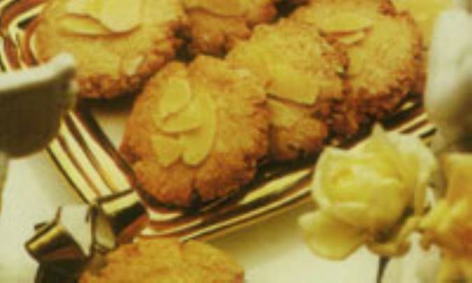 بیسکویت بادامی