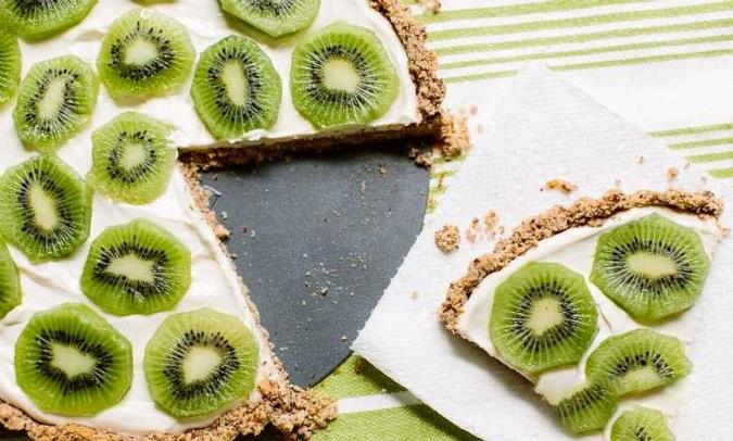 طرز تهیه انواع کیک کیوی