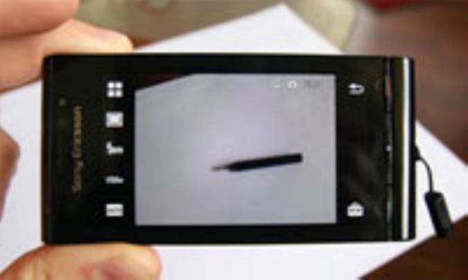 مروری بر گوشی Sony Ericsson Satio (7)
