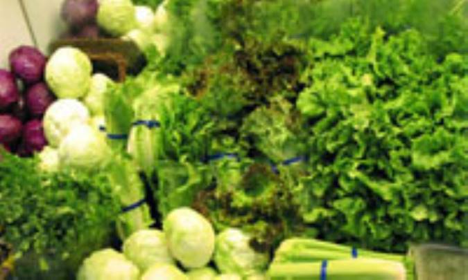 بهترين روش شست‌وشوي سبزيجات ايراني!