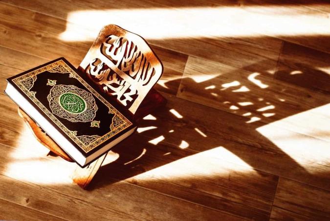 فضیلت قرائت و خواص سوره ملک