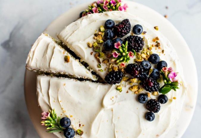 طرز تهیه کیک پسته ای