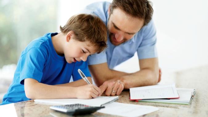 روش های صحیح برای تشویق کودکان