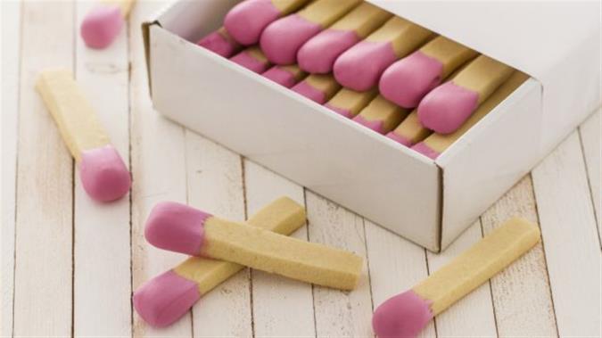 طرز تهیه بیسکویت کبریتی فانتزی، بیسکویت گردویی و یسکویت شورت برد چای سبز