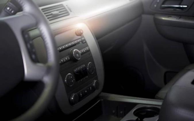 راهکارهایی برای خلاص شدن از شر بوهای نامطبوع و بد خودرو