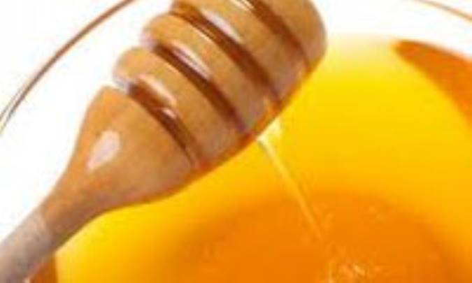 فرآورده های زنبور عسل وکاربرد آنها در حفظ سلامت ودرمان بیماریهای انسان