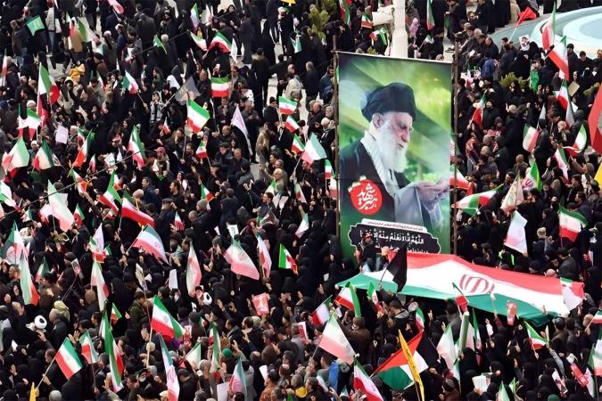 شکست محاسبات دشمن؛ تحلیلی بر ناکامی جنگ ترکیبی دشمن و معجزه‌ مقاومت ملت ایران