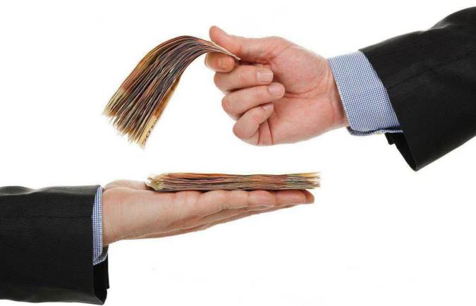 اهمیت قرض دادن