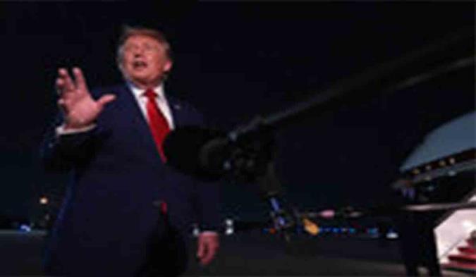 ترامپ بحران در ناو لینلکن را حاشا کرد!