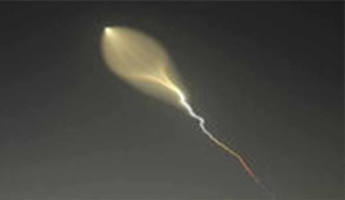 ماجرای نور عجیب موشک سجیل در جنگ ۱۲ روزه چه بود؟