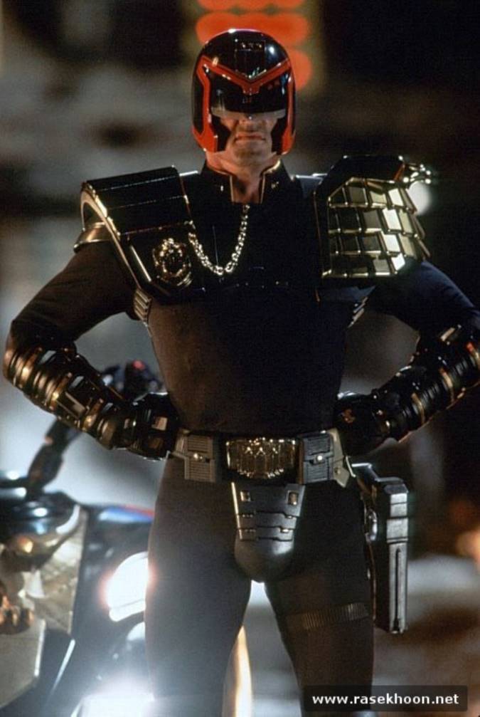 قاضي درد (JUDGE DREDD)