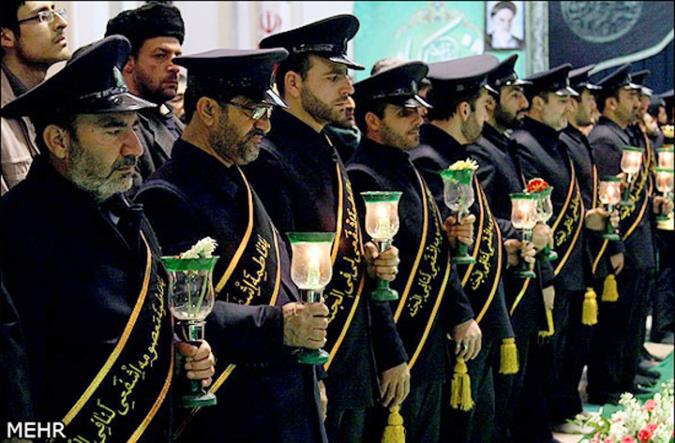 گزارش تصویری مراسم شمع گردانی خادمان حرم حضرت معصومه (سلام الله علیها)