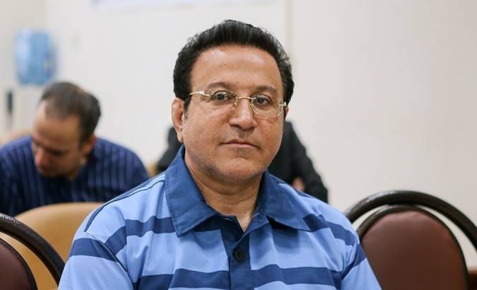 محکومیت هدایتی به ۲۰ سال حبس و شلاق در انظار عمومی