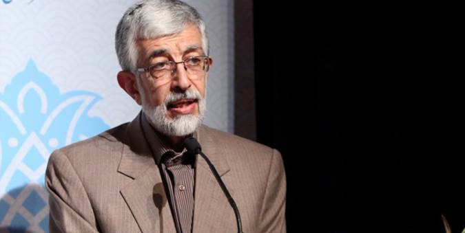 هرگونه خبر مدیریت خود در رسانه ملی را تکذیب می‌کنم