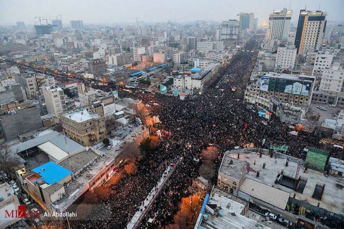 گزارش تصویری حضور میلیونی مشهدی‌ها برای تشییع سرداران مقاومت