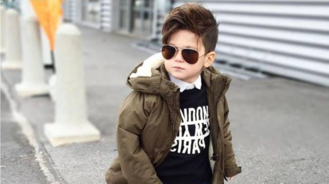 برخی مهدهای کودک از کودکان برای مدلینگ استفاده می‌کنند!