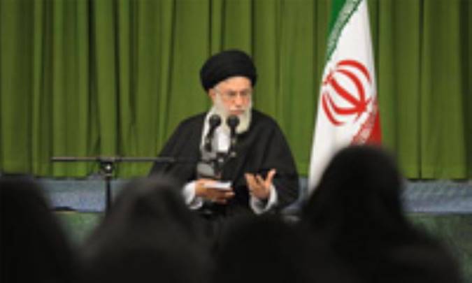 افراطی ترین فمینیستها برخلاف تصورشان در حال زدن ضربه ای اساسی به زن هستند