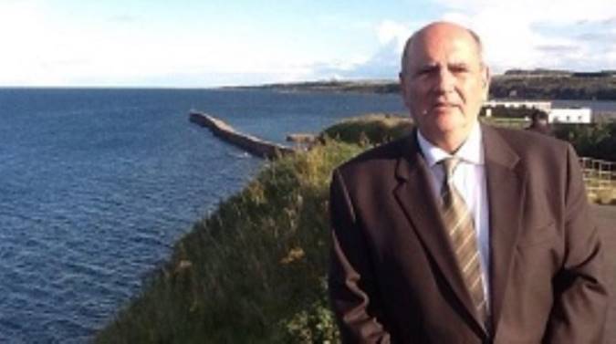 افشاگری عضو دربار شاه: رضا پهلوی و فرح دیبا ۲۲ میلیون دلار از عربستان پول گرفته‌اند