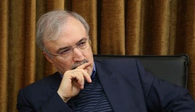 نامه گلایه آمیز دکتر نمکی به وزیر صمت/ ماسک را احتکار کرده و با قیمت ۱۰ برابری می فروشند