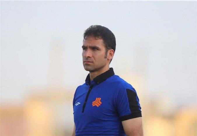 صادقی در گفتگو با راسخون: هدف سایپا بقا در لیگ برتر است/بازیکنانم پخته تر از قبل شده اند