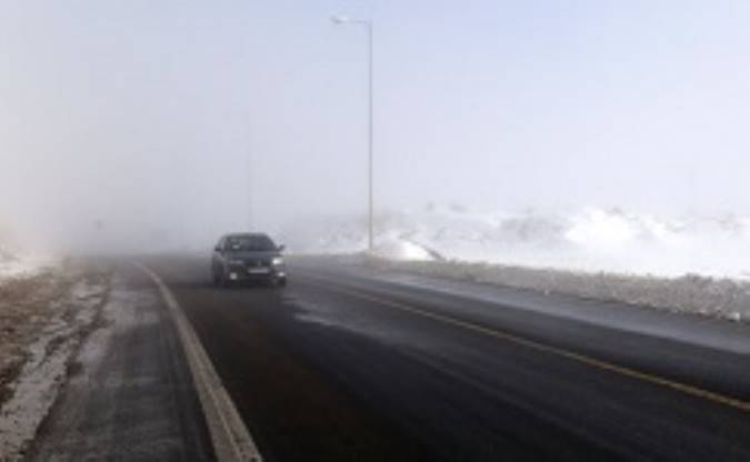 بارش برف در هراز و فیروزکوه/در صورت امکان از سفرهای غیر ضروری خودداری کنید