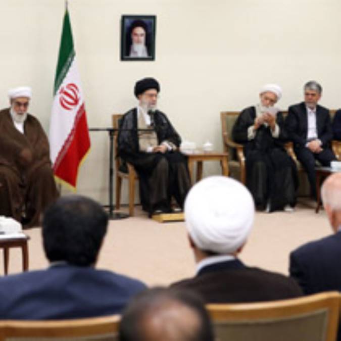 گزارش تصویری / دیدار جمعی از مسئولان و فعالان فرهنگی استان‌های یزد و همدان با رهبر انقلاب