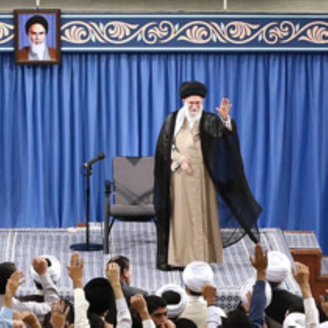 گزارش تصویری / دیدار طلاب حوزه‌های علمیه استان تهران با رهبر انقلاب