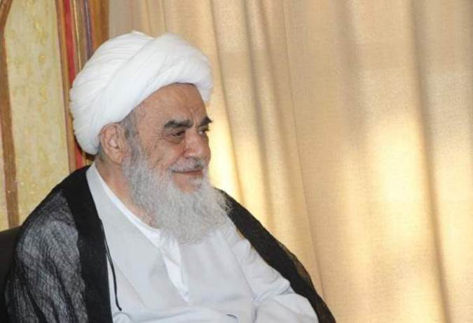 انتقاد آیت الله العظمی مظاهری از کم توجهی به اخلاق