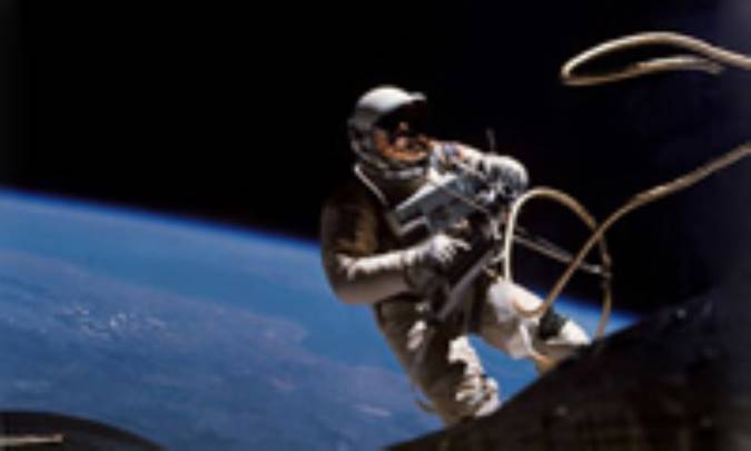 نیاز فردای فضا، فضانوردان دندان پزشک